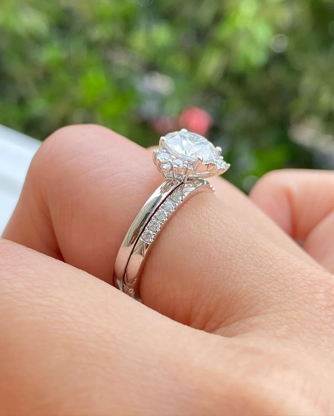 2.00 Ct Round Cut Cluster Engagement Ring