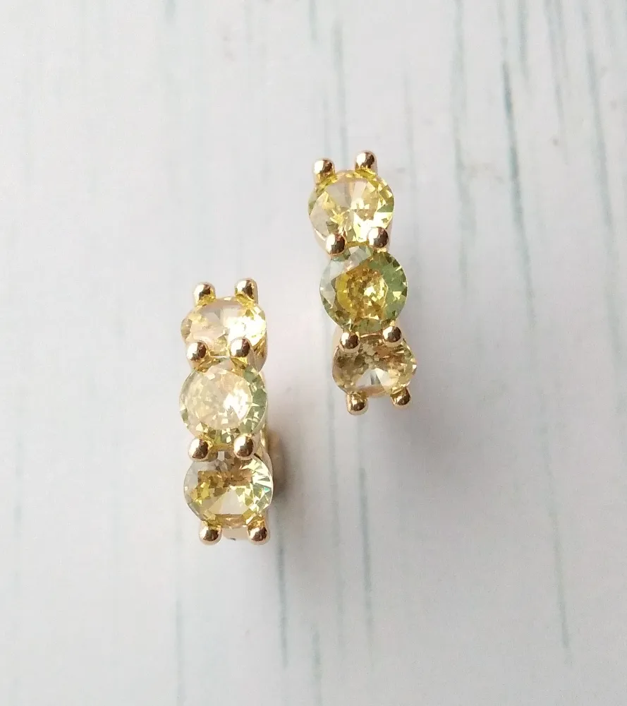 Evelina Hugger Earrings
