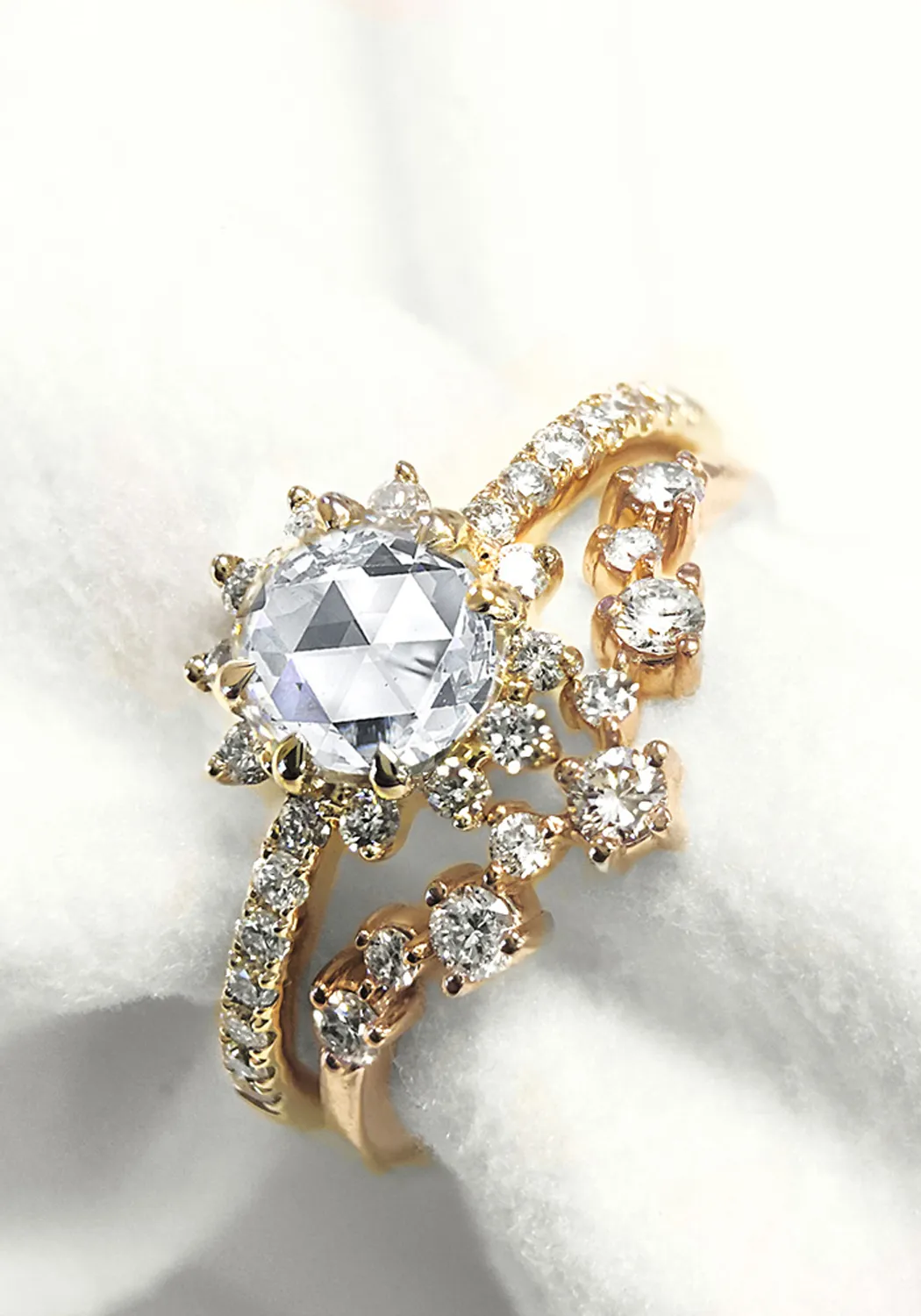 Parade Design Lumiere 18K Gold Diamond Chevron Star Band | Choose Gold